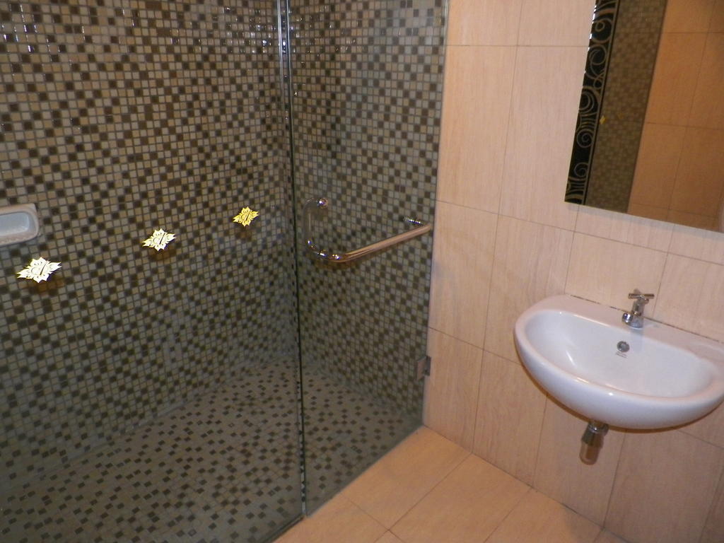 Ariandri Boutique Guesthouse Μπαντούνγκ Δωμάτιο φωτογραφία